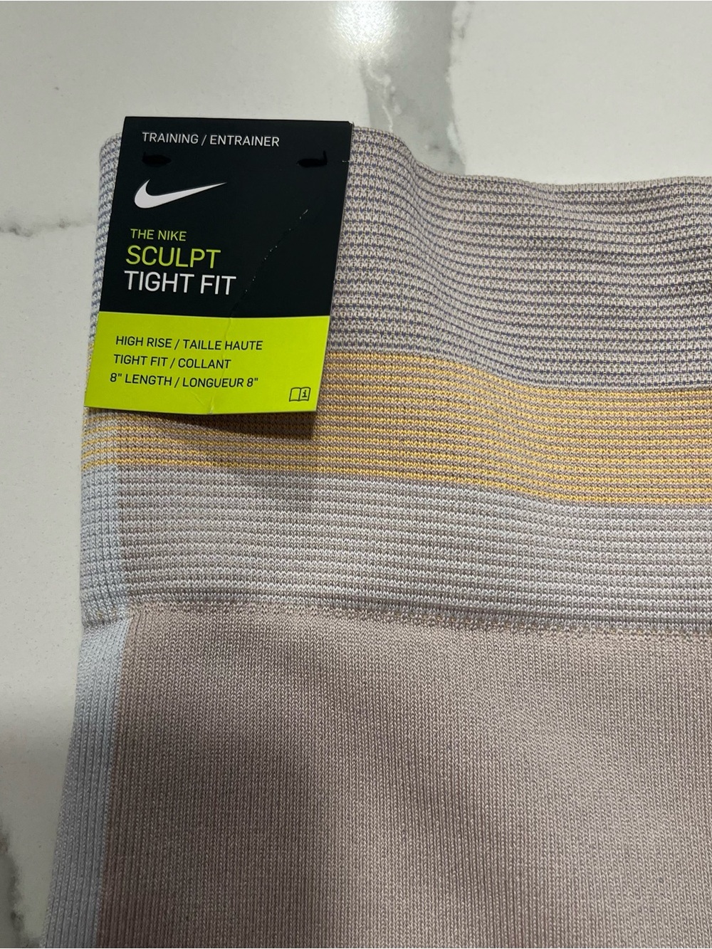 NIKE Women’s Color block Seamless Biker Shorts - Size M - Picture 7 of 9